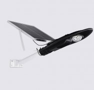 太陽能路燈設置成自動晨